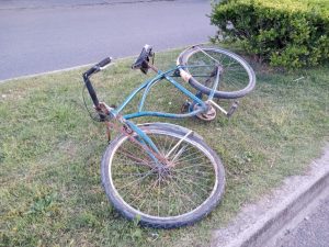 Colisionaron una moto y una bicicleta