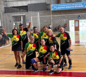 Newcom: exitoso Torneo Super 12+50 en el Polideportivo
