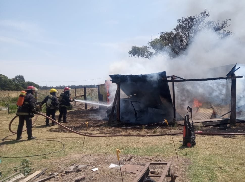 Lanzan colecta para ayudar a Bruno tras un incendio en Barrow. Perdió sus herramientas de trabajo