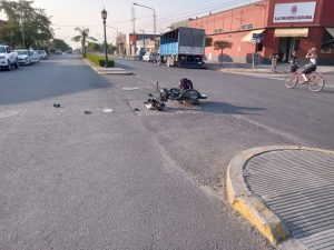 Choque en San Martín y Tacuarí. Los conductores derivados al Centro Municipal de Salud