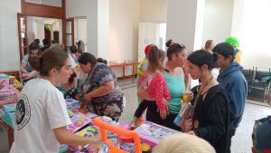 Los reyes dejaron sus regalos en la Parroquia Nuestra Señora del Carmen (video)