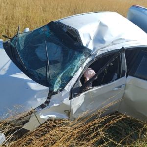Vuelco en Ruta 72 y acceso a Reta: un hombre derivado al Pirovano