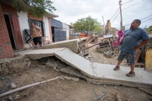 (videos)Movimiento telúrico en Comodoro Rivadavia destruyó un barrio