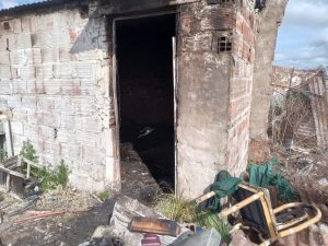 Pérdidas totales fue el saldo de un incendio en una humilde vivienda (audio)