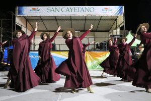 Noche de peña y canto en Balneario San Cayetano