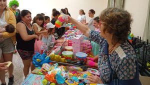 Los reyes dejaron sus regalos en la Parroquia Nuestra Señora del Carmen (video)