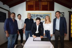 Kicillof en Gesell: “Trabajamos para que la temporada resista a las políticas económicas que destruyen el turismo local”