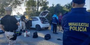 Drogas: exitosos controles con perros en el ingreso de Monte Hermoso