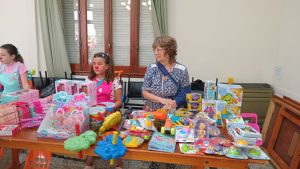 Los reyes dejaron sus regalos en la Parroquia Nuestra Señora del Carmen (video)