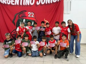 Argentino Junior: jugadores de inferiores recibieron el reconocimiento del club