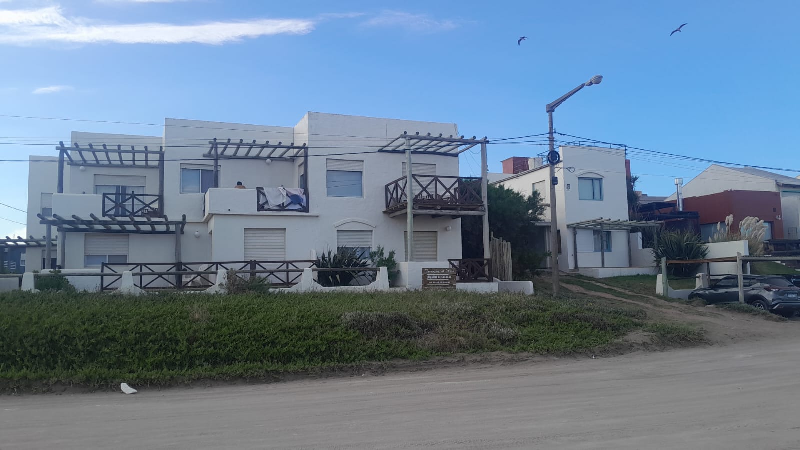 Robo en complejo de departamentos de Dunamar: se llevaron más de 15.000 dólares y pesos