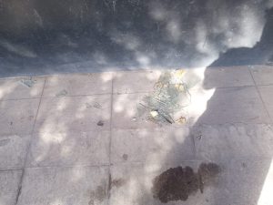 Rompió una vidriera, quiso robar alcohol, se resistió y cayó preso