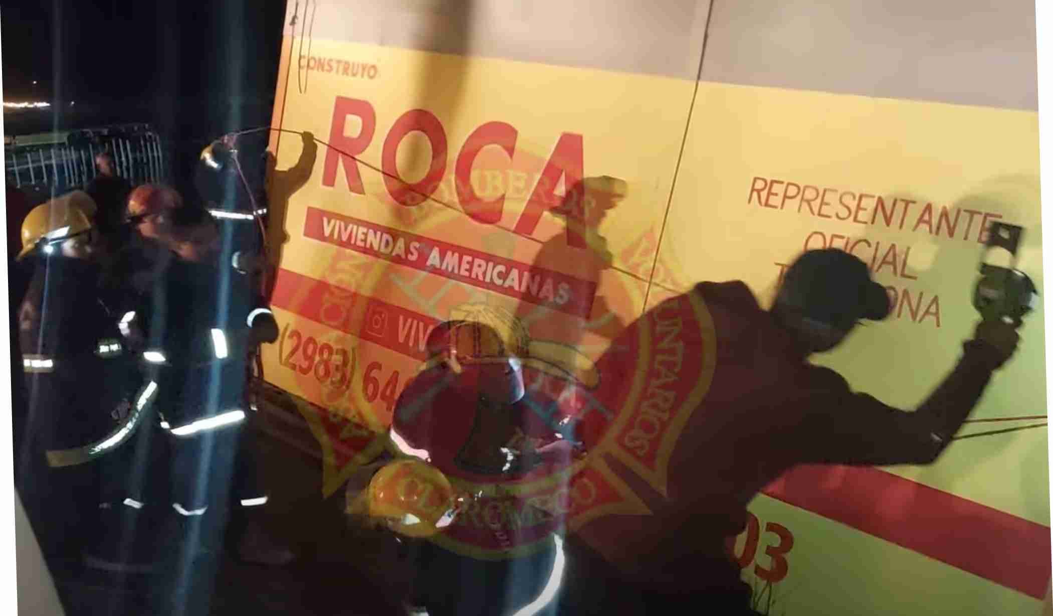 (audio) Esta madrugada: Bomberos salvaron la casilla de guardavidas en Dunamar