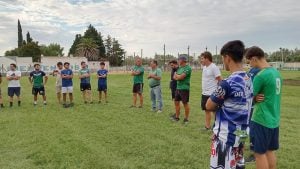 Villa presentó sus refuerzos y arrancó la pretemporada