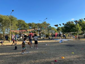 Chaves: Verano en Movimiento en la Plaza del Inmigrante