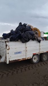 (audio y videos) Civetta: “los pescadores merecen un tirón de oreja por ensuciar la playa”