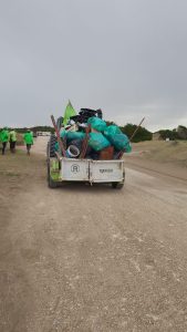 (audio y videos) Civetta: “los pescadores merecen un tirón de oreja por ensuciar la playa”