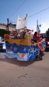 (audio y videos) Claromecó se vistió de fiesta: una multitud celebró el Carnaval