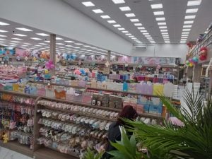 Al mejor estilo chino: Gran inauguración de Queen Regalería (video)