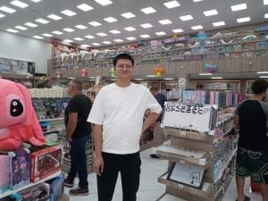 Al mejor estilo chino: Gran inauguración de Queen Regalería (video)