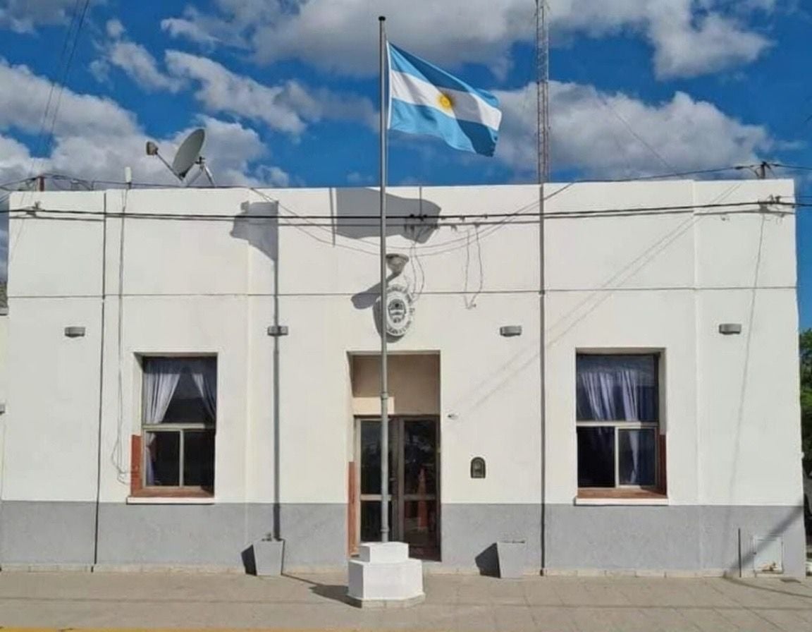 De La Garma: Infraccionan a jóvenes por disturbios fuera de un evento nocturno