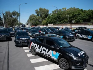 Alta tensión en Santa Fe por la protesta policial