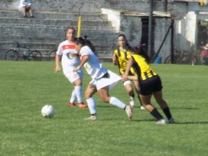 Victorias de Argentino, Colegiales, Independencia y Villa en el inicio del Oficial Femenino
