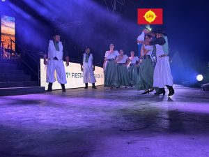 La pasión por la danza folklórica nacional de la mano del grupo Cerro 7 colores