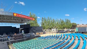 (video) El escenario de la Fiesta del Trigo comienza a ponerse a punto para los shows