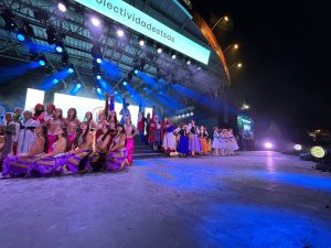 Las Colectividades trajeron color y diversidad en su presentación
