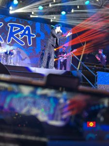 Imposible mejor cierre: Estalló la Fiesta con la actuación de Luck-Ra