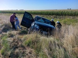 Choque en Ruta 3: cuatro personas al hospital dorreguense