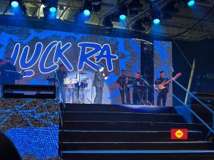 Imposible mejor cierre: Estalló la Fiesta con la actuación de Luck-Ra