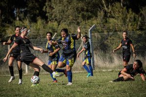 Victorias de Argentino, Colegiales, Independencia y Villa en el inicio del Oficial Femenino