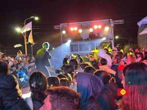 Imposible mejor cierre: Estalló la Fiesta con la actuación de Luck-Ra