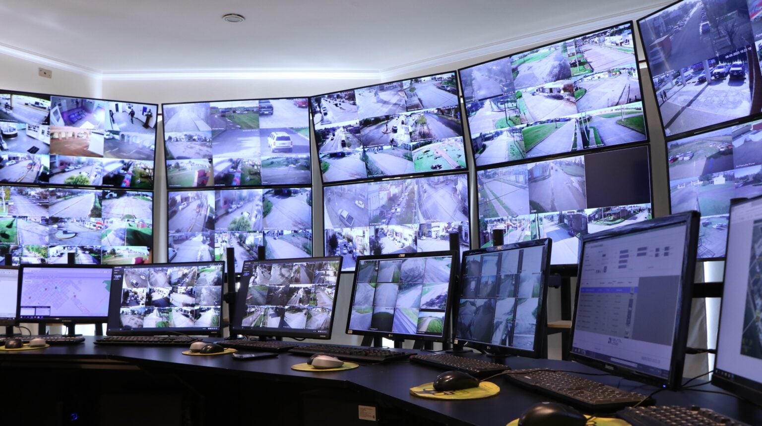 San Cayetano: mantenimiento de cámaras de seguridad