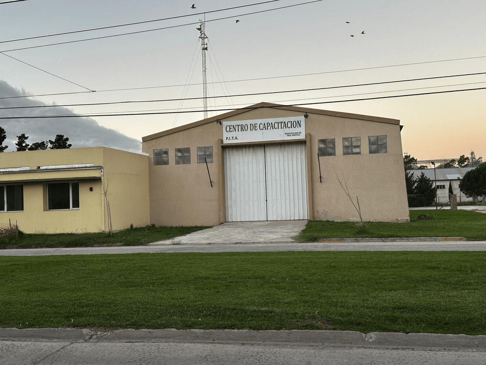 El mural de Istilart se emplazará en el Parque Industrial (video)