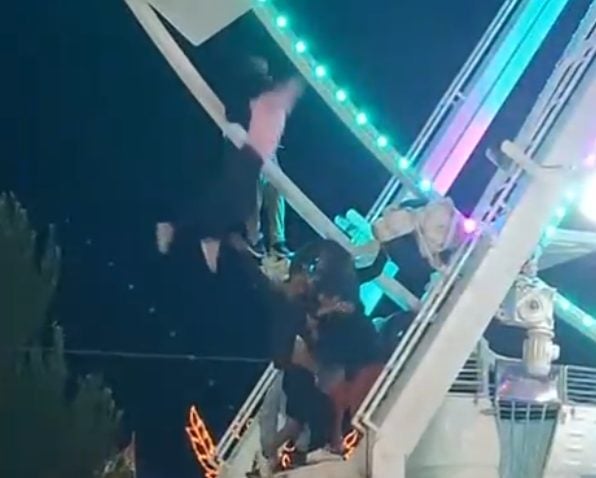  Podría haber sido una tragedia: se trabó la vuelta al mundo del parque de diversiones