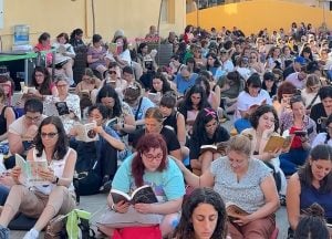 El fenómeno de los “Colectivos de Lectores”: cuando leer deja de ser un acto solitario