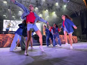 Gran apertura con el Ballet oficial con la temática de “Mujeres trabajadoras”