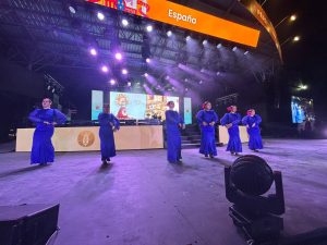 Las Colectividades trajeron color y diversidad en su presentación