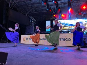 Las Colectividades trajeron color y diversidad en su presentación