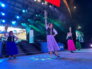 Las Colectividades trajeron color y diversidad en su presentación