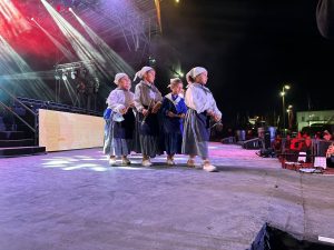 Las Colectividades trajeron color y diversidad en su presentación