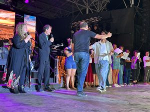 Reconocieron a grupos de danza en el Escenario Mayor