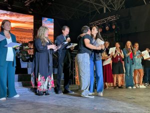 Reconocieron a grupos de danza en el Escenario Mayor