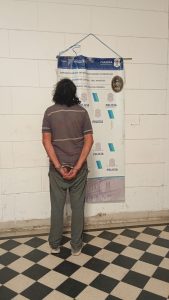Amenazó a su pareja con una cuchilla y fue aprehendido