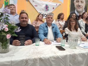 (audio)Alejandro Barragán asumió su segundo mandato al frente del peronismo tresarroyense