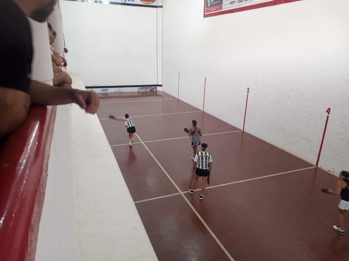 Torneo de pelota a paleta en el trinquete de Huracán