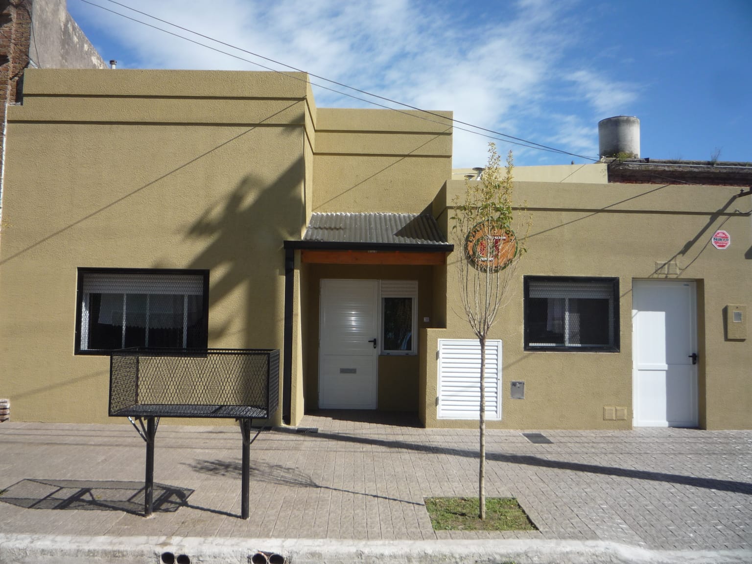 (audio) Suspensión de actividades y alerta financiera en el Centro de Día 